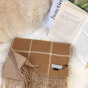 Alpaca Field Reversible Windowpane Scarf Camel